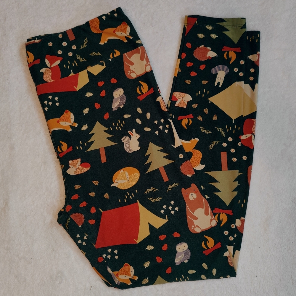 LULAROE Multicolor Woodland Pattern Leggings